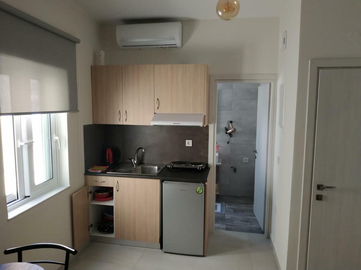 The 3 Brothers' Apts Ханья Экстерьер фото